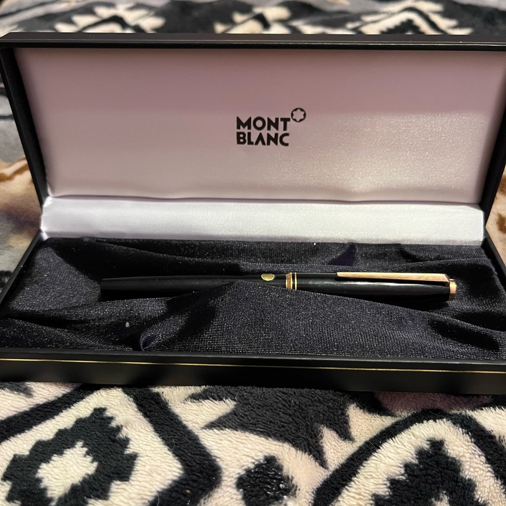Montblanc Preloved Vintage Fountain Pen 14k Nib